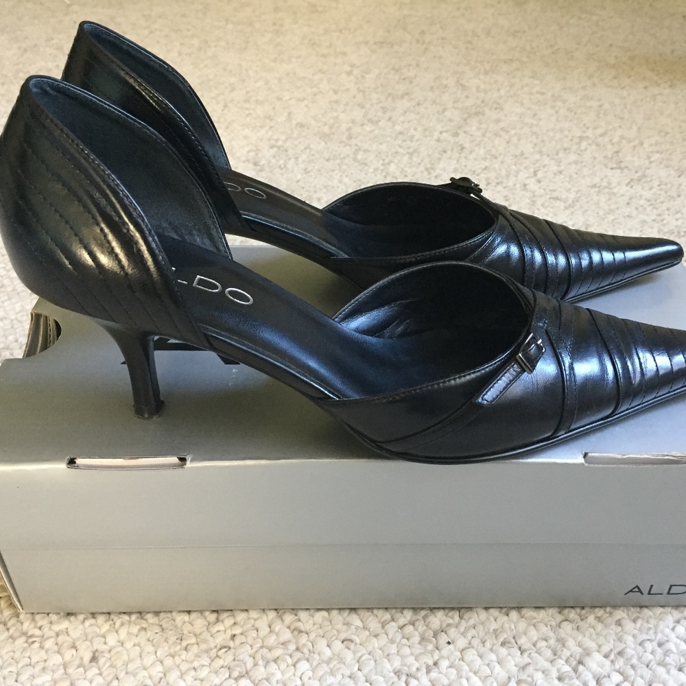 Aldo - Picture 3 of 3
